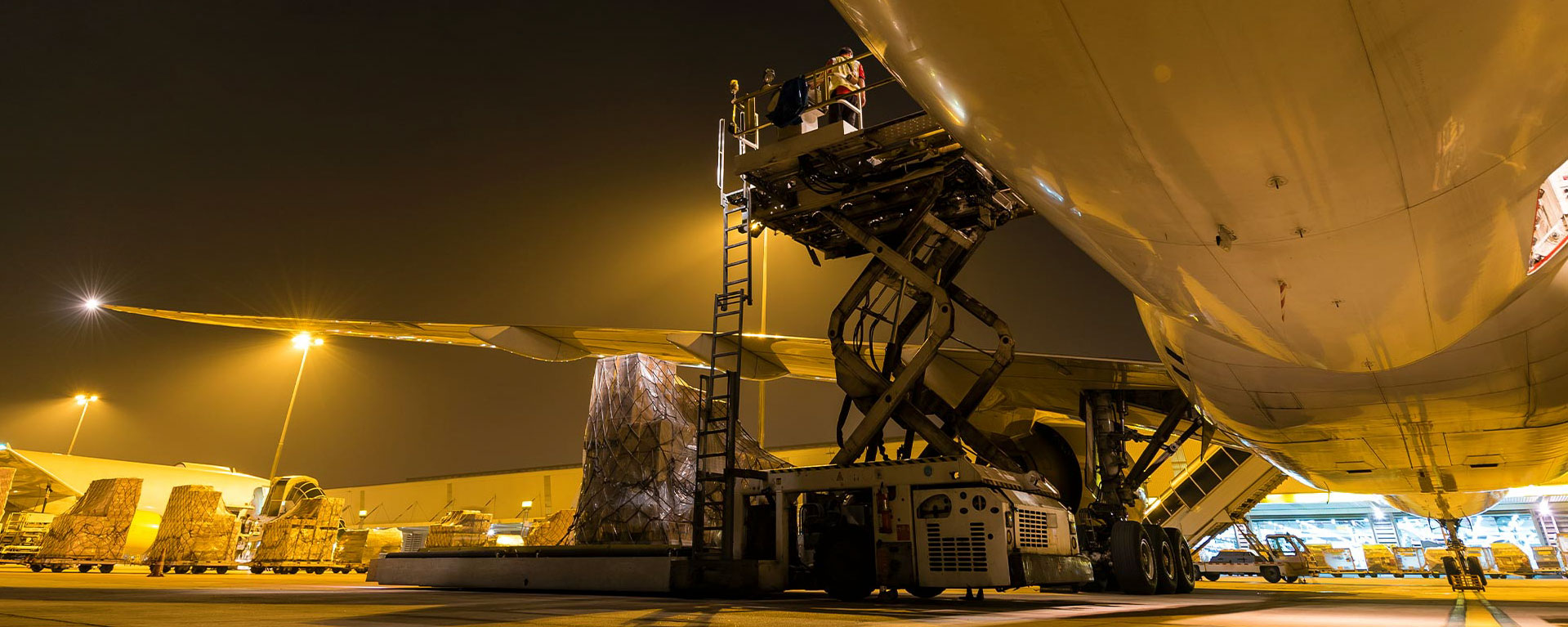 Aircraft ground equipment manufactured by Hydeng GSE
